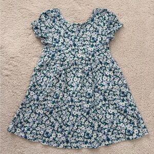 Toddler girls size 5 Gap Blue & White Floral Short Sleeve cotton dress